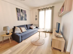 Chez Dominique, T2, centre ville, vue montagne, wifi, 4 personnes